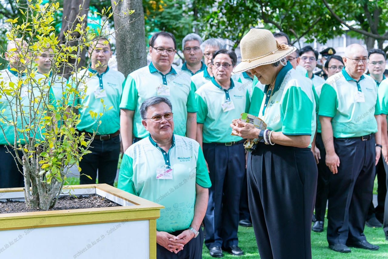 สมเด็จพระกนิษฐาธิราชเจ้า กรมสมเด็จพระเทพรัตนราชสุดาฯ ทรงปลูกต้นไม้เนื่องในวันเข้าพรรษา ประจำปี 2568